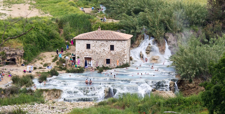 Saturnia6