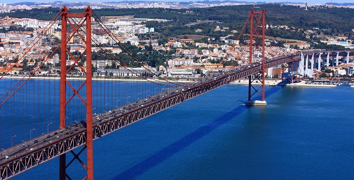 Puente 25 de Abril1