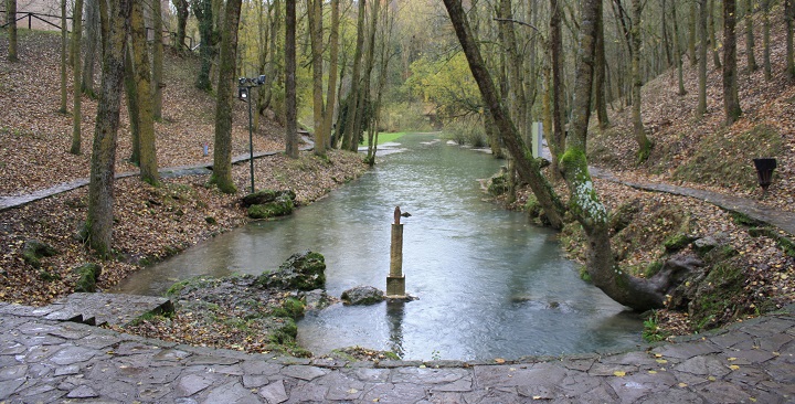 Nacimiento del Rio Ebro