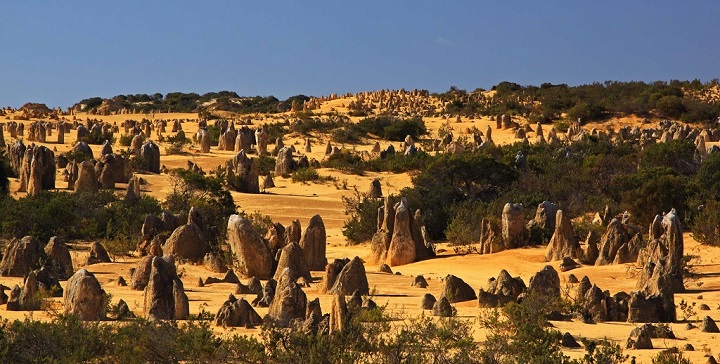 The Pinnacles Australia2