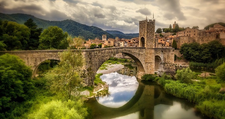 Besalu Cataluna