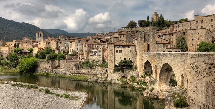 Besalu Cataluna1