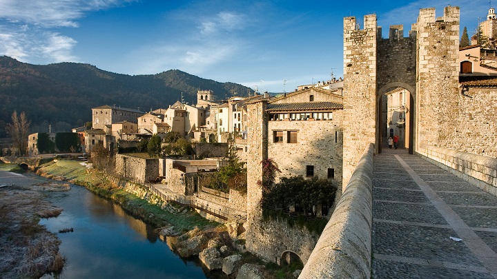 Besalu