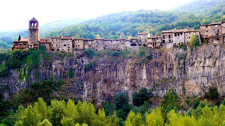 Castellfollit de la Roca