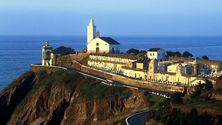 Cementario de Luarca Asturias1