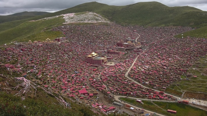 Academia Larung Gar3