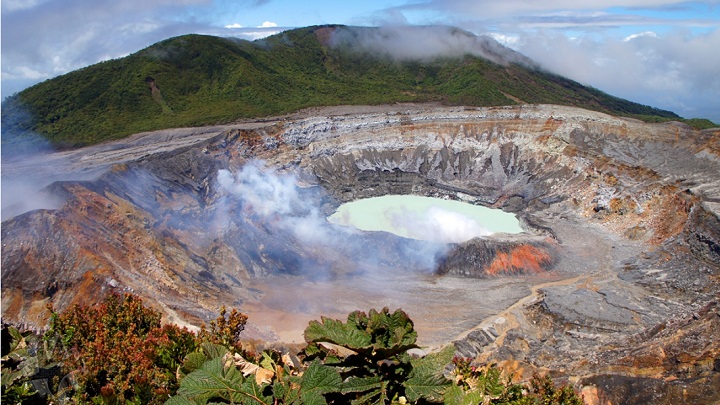 Parque Nacional Volcan Poas Costa Rica