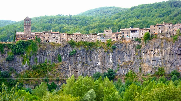 Castellfollit de la roca