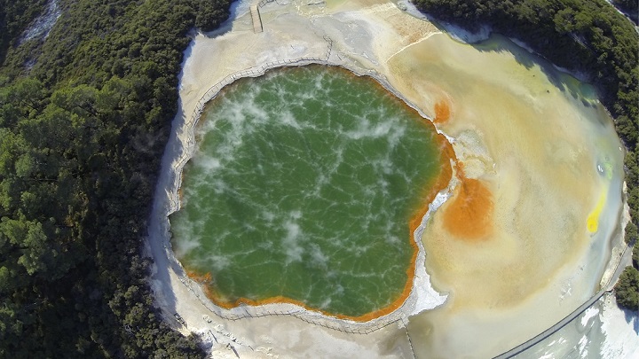 Champagne Pool nueva zelanda1