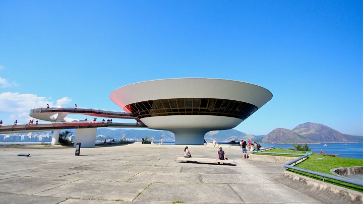 Museo de Arte Contemporaneo Niteroi