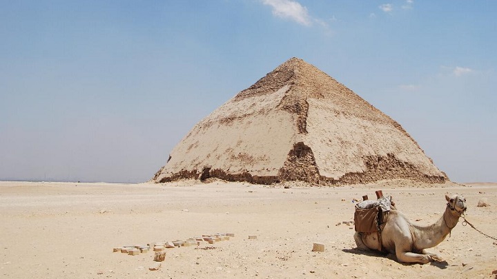 Piramide Acodada