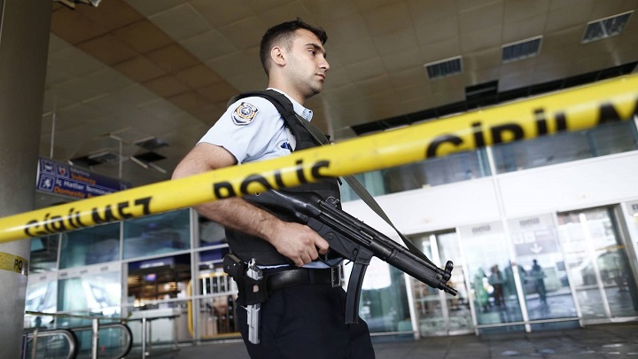 atentado aeropuerto1