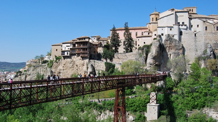 Loco Denso Párrafo Casas Colgadas, el símbolo de Cuenca