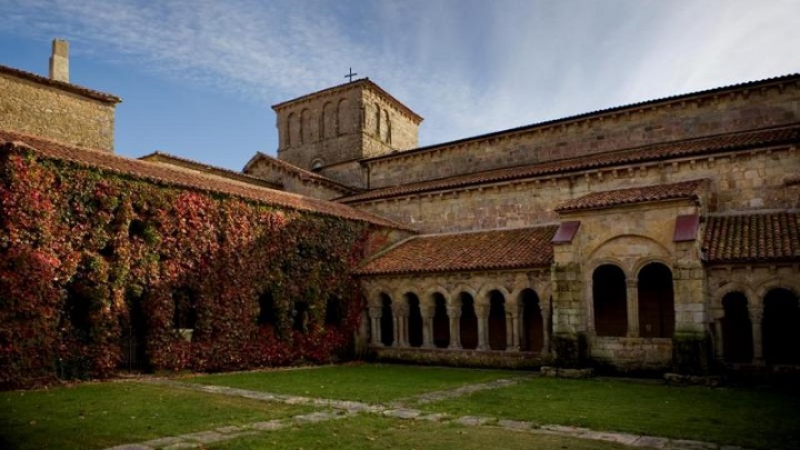  Santillana-del-Mar 