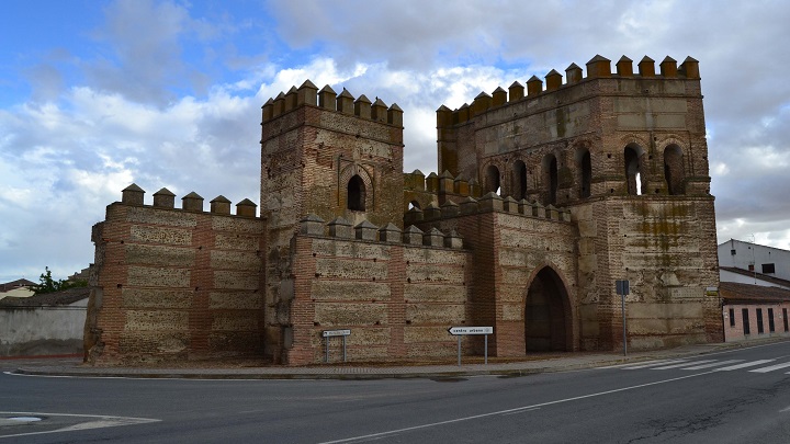 Madrigal-de-las-Altas-Torres