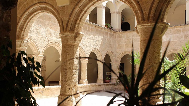 claustro-San-Francisco-Alghero