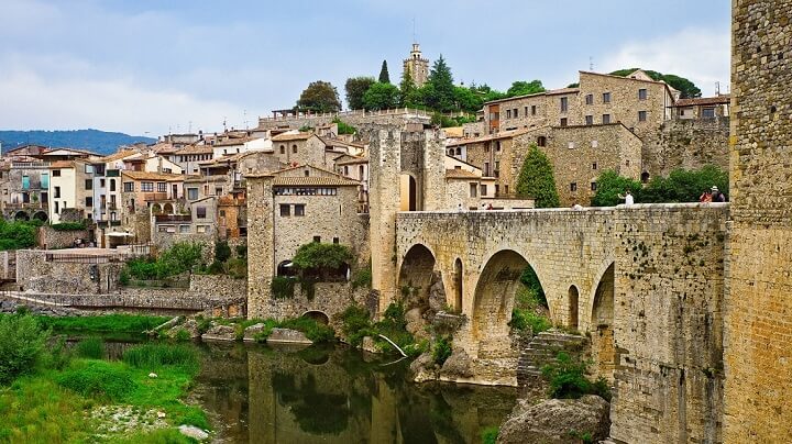 pueblo-con-encanto-besalu