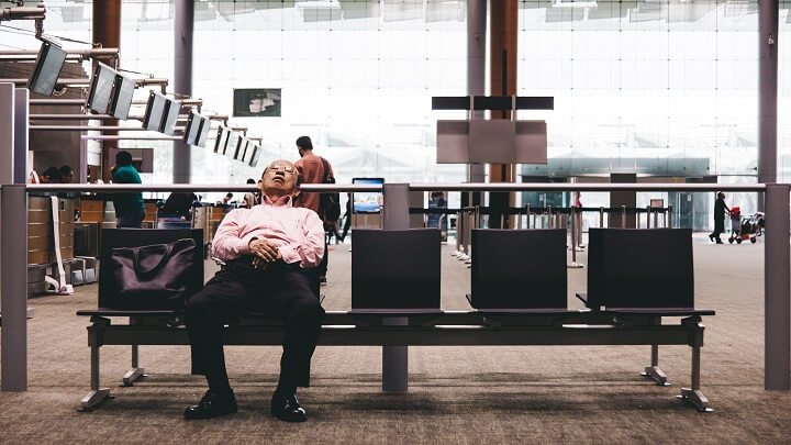 durmiendo-en-el-aeropuerto