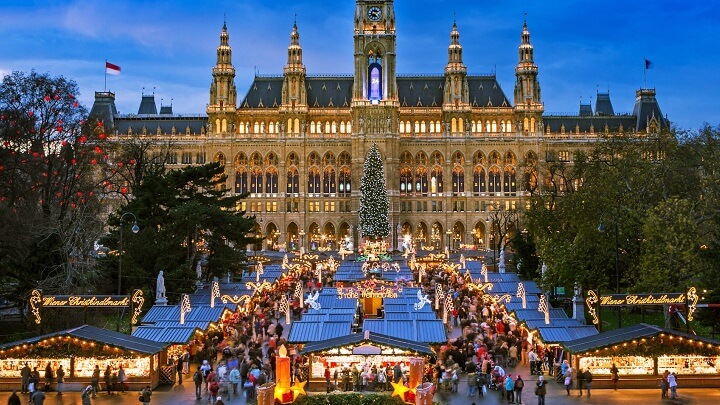 Rathausplatz-Market-Navidad