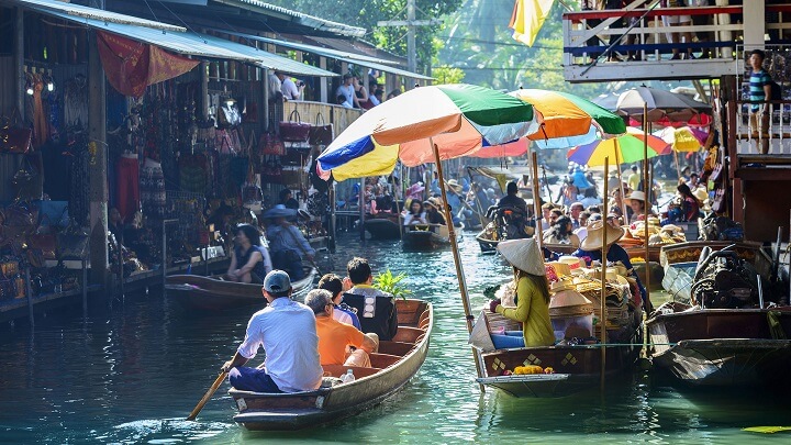 Bali-mercado-rio