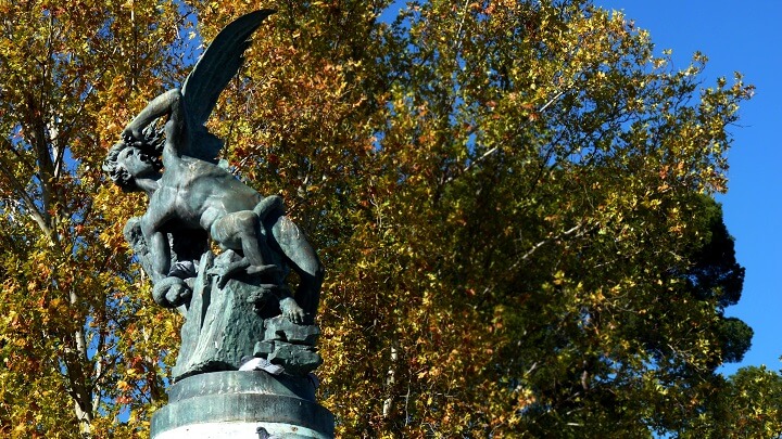 Monumento-Angel-Caido