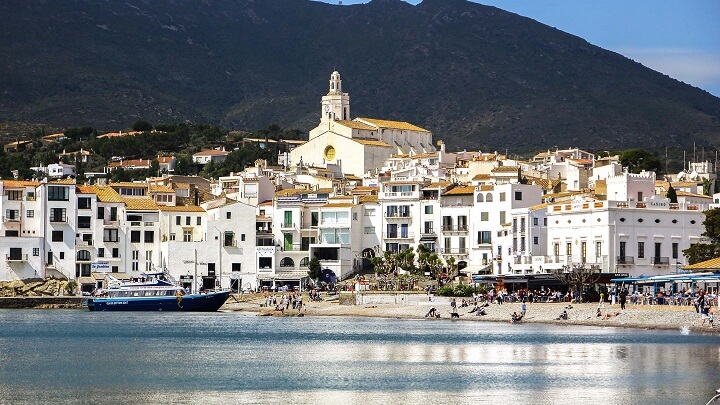 Cadaques-pueblo