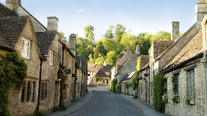 Castle-Combe