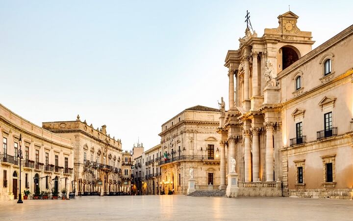 Ortigia-plaza